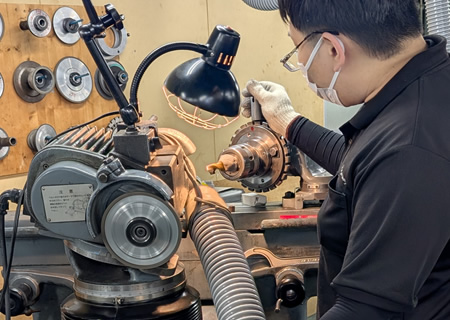 スタッフの作業の様子